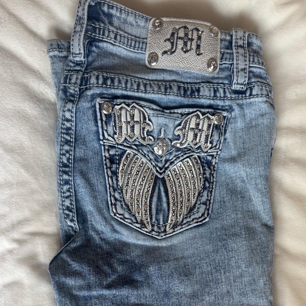 Miss Me Mid-Rise Bootcut Jeans in Blue